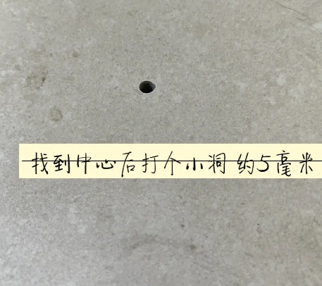 南川瓷砖空鼓维修公司专业解答在瓷砖铺贴过程中，如果砂料搅拌不均匀，将会带来以下问题